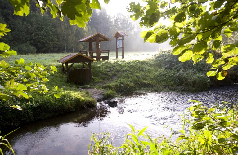 NT “KE STUDÁNCE LÁSKY”